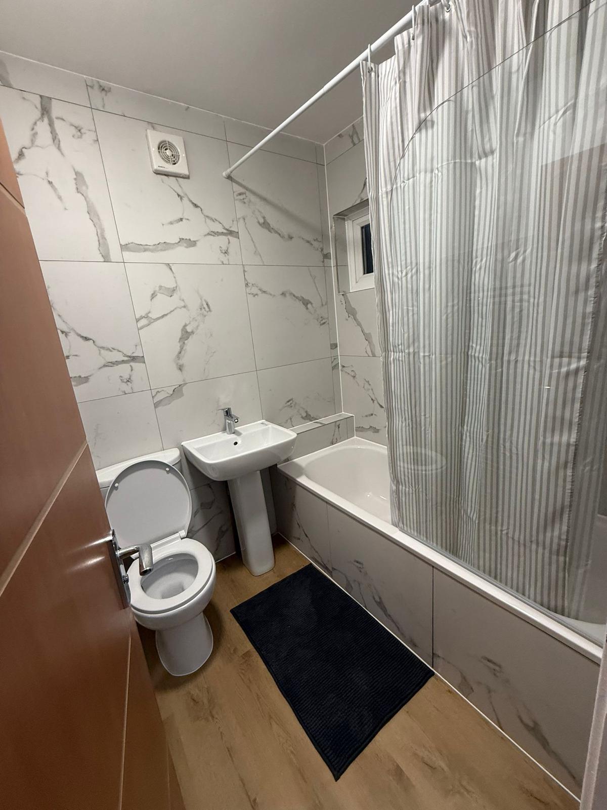 Double Room – Suffolk Road, Seven Sisters (N15 5RN)